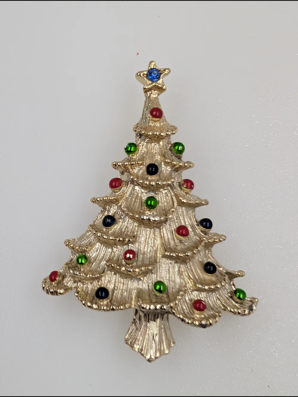 Vintage Signed Gerry’s Christmas Tree Brooch & Textured Gold Lamb Pin Lot C68